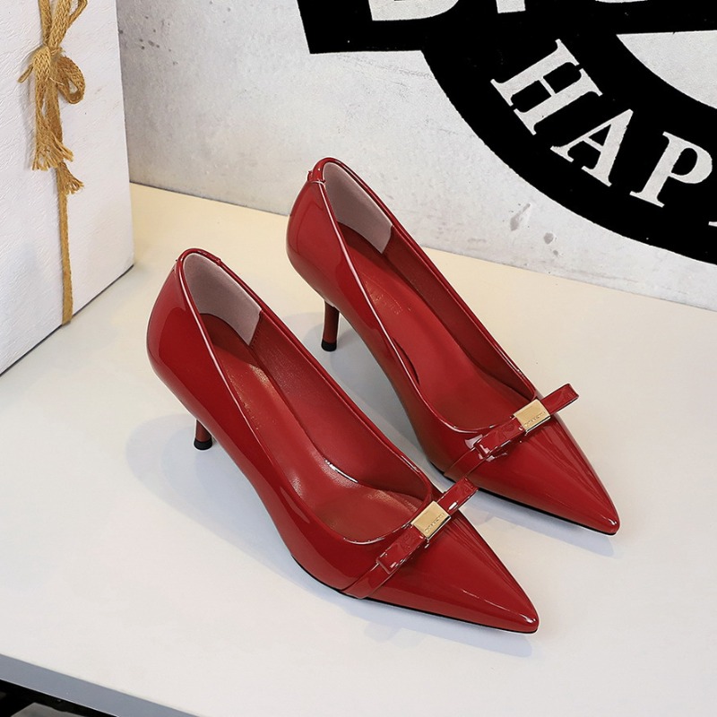 프랑스 스타일 에나멜 가죽 포인티드 토 보우 키튼힐 펌 - Court Heel Pointed 리뷰 및 가격