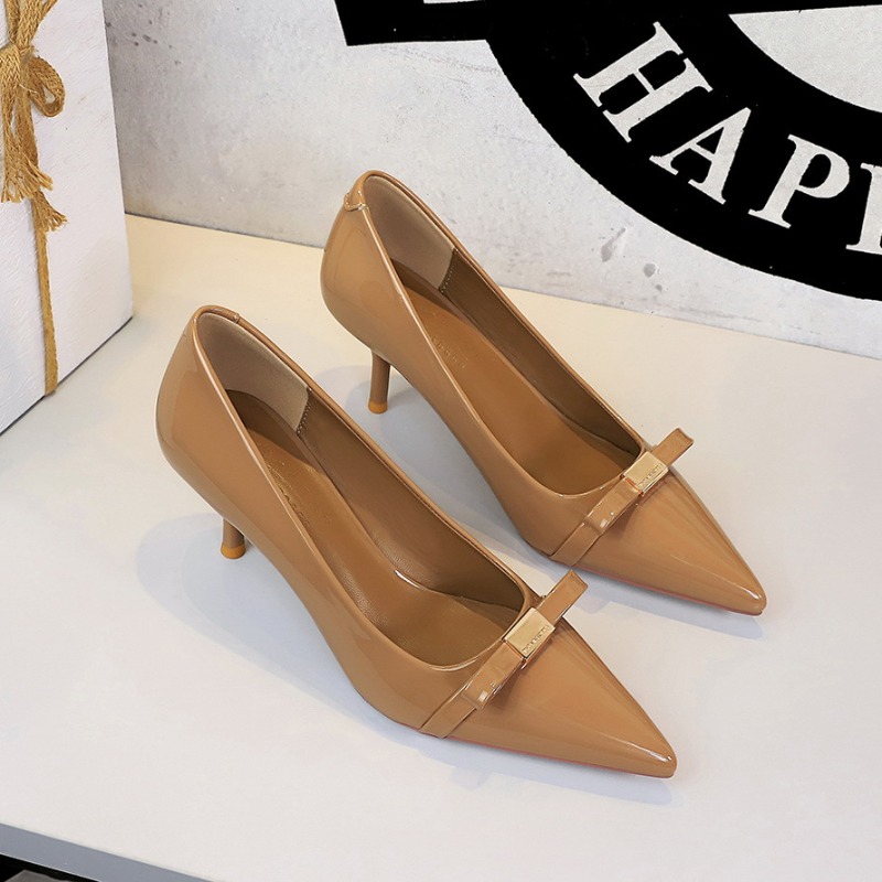 프랑스 스타일 에나멜 가죽 포인티드 토 보우 키튼힐 펌 - Court Heel Pointed 리뷰 및 가격